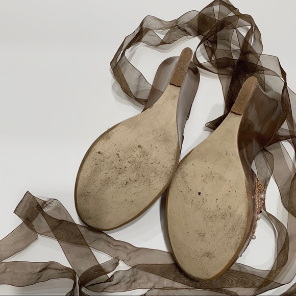 ROUGE VINTAGE PLATFORM LACE UP CLOSED TOE WEDGE WITH BEADED SEQUINS DETAIL - Picture 14 of 15